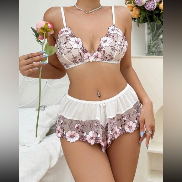 Other - New Inventory 🔥Floral Print Mesh Lingerie Set🔥